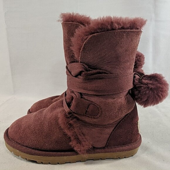 UGG Kids Boots in Burgundy - Picture 1 of 13